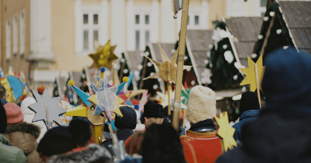 Вітаємо клієнтів та партнерів з Різдвом та Новим роком!